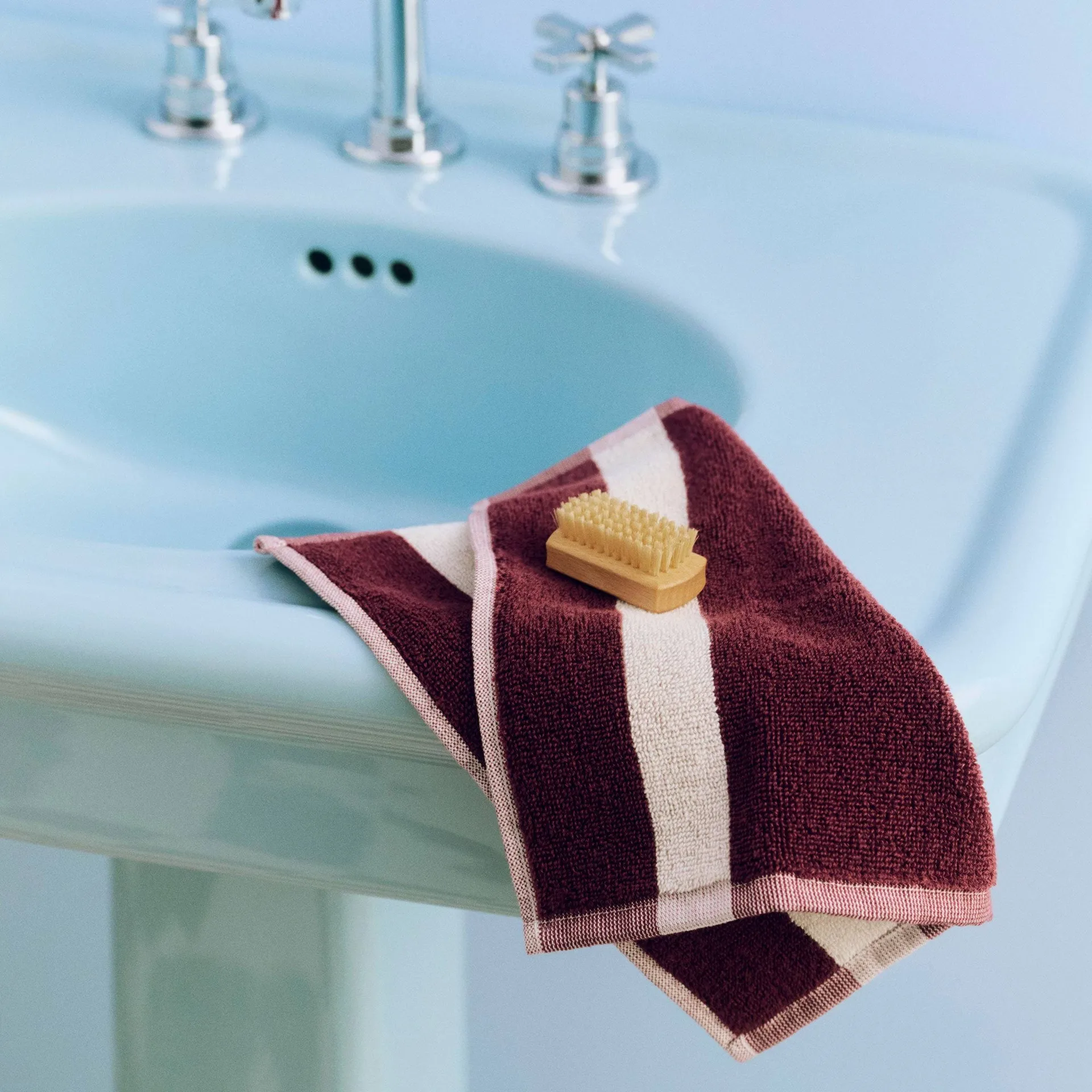 Toalla Stripe, Burgundy, 30x30 cm HAY