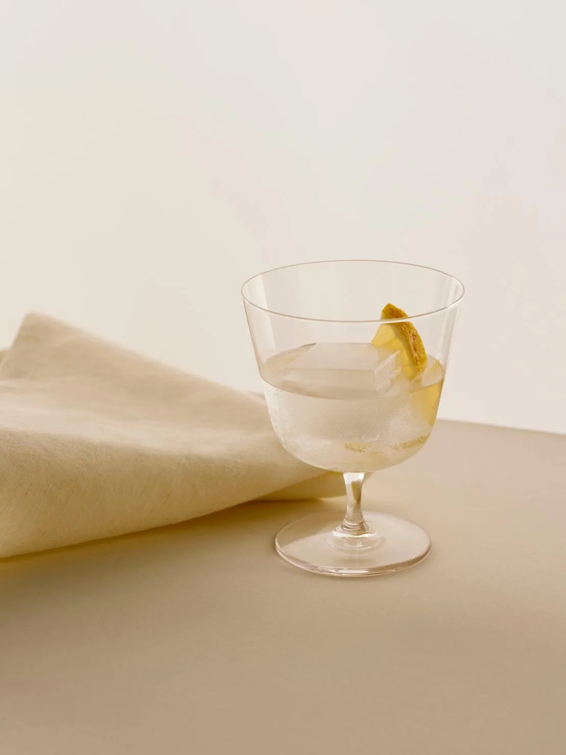 Vasos Curve Stem, 2-pack, Clear HAY