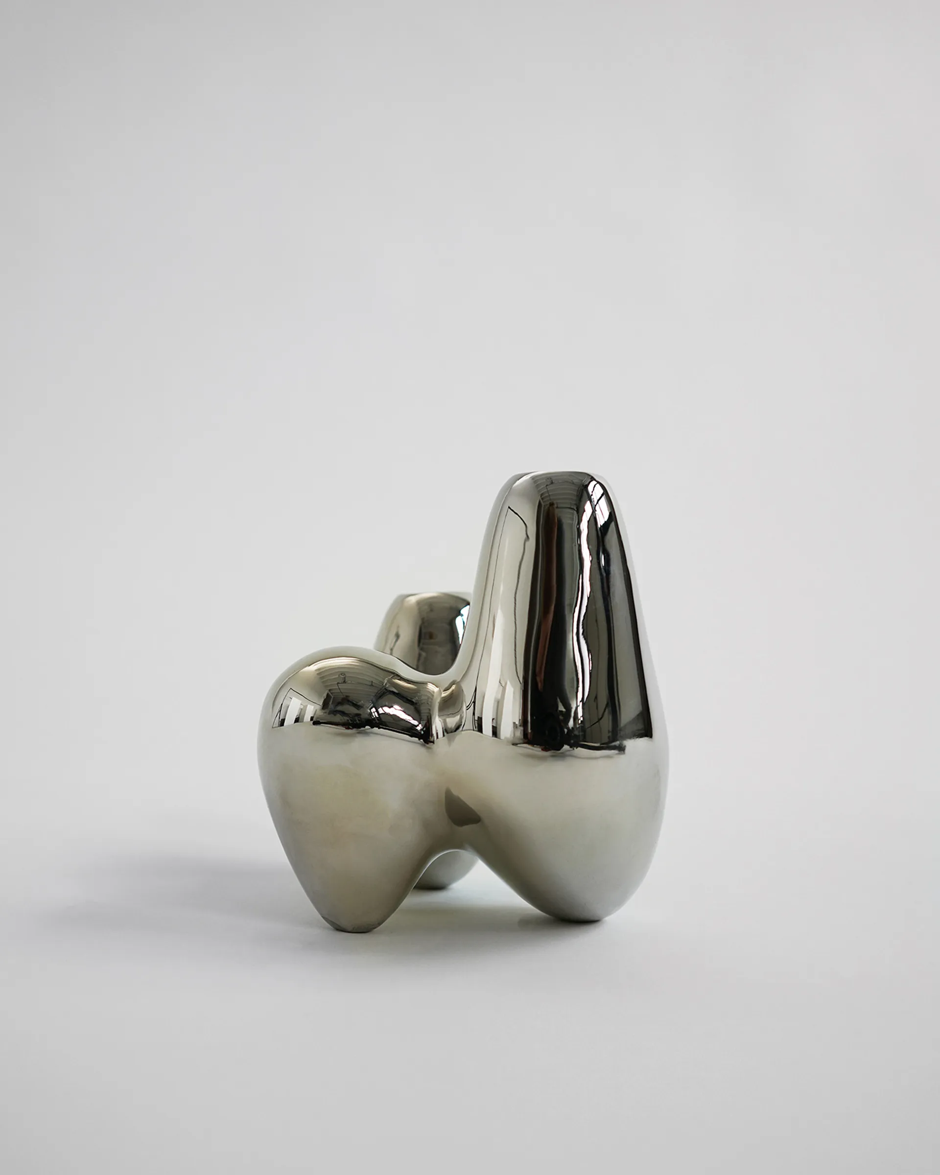 Candelabro Unity, Cromo Hein Studio