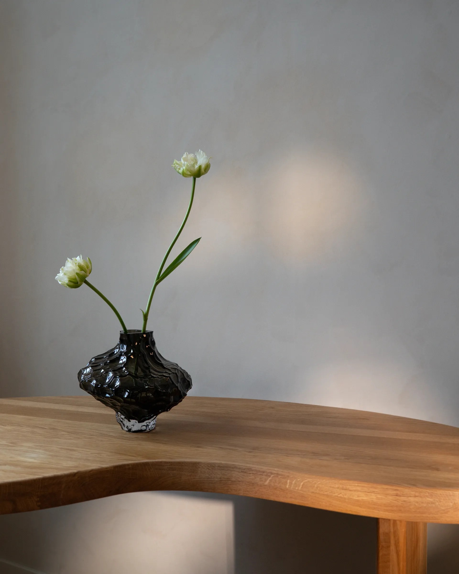 Jarrón Canyon Large 23 cm, New smoke Hein Studio