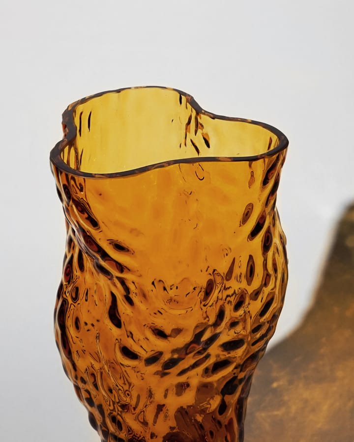 Jarrón de vidrio Ostra Rock 30 cm, Amber Hein Studio
