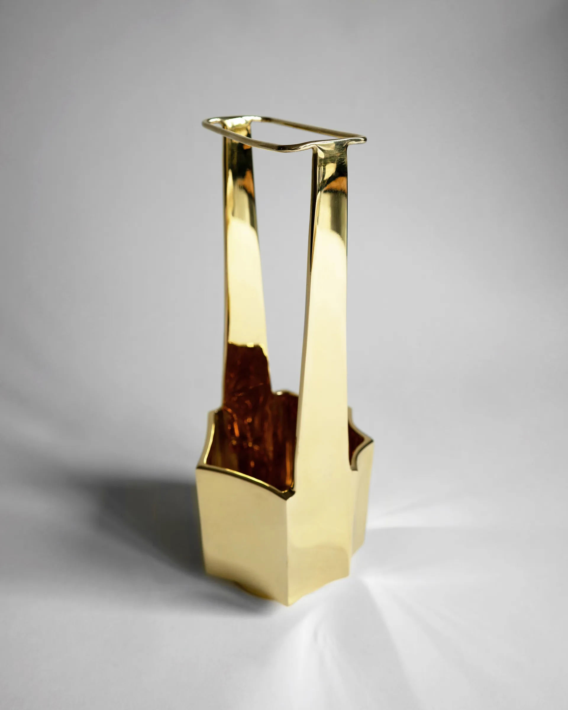 Jarrón Ikebana 30 cm, Latón Hein Studio