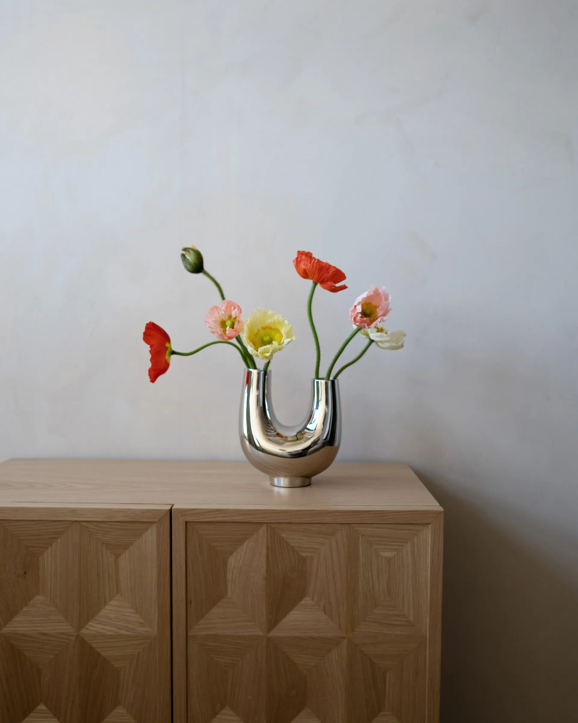 Jarrón Kazumi, Níquel Hein Studio