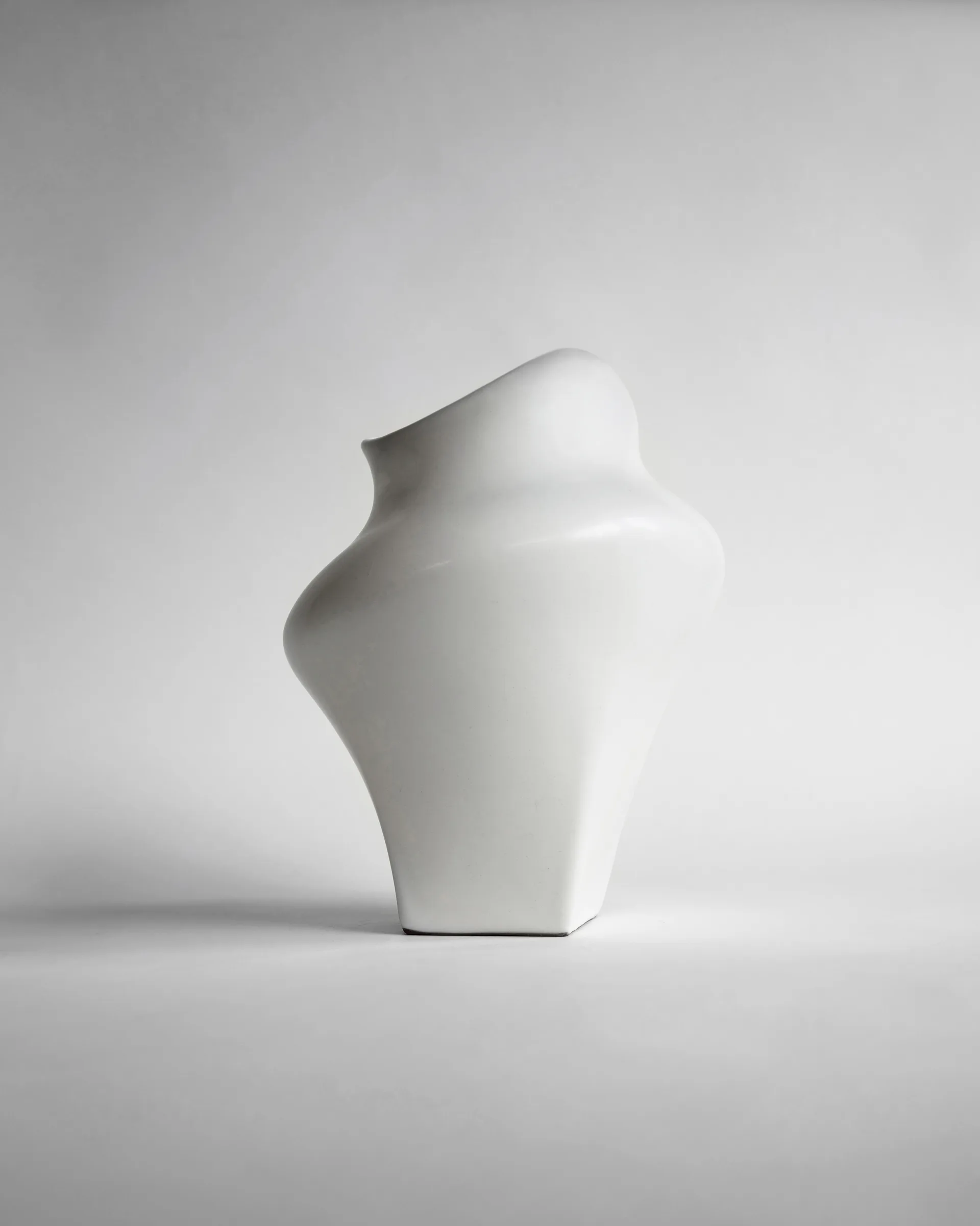 Jarrón Nami 20 cm, White Hein Studio