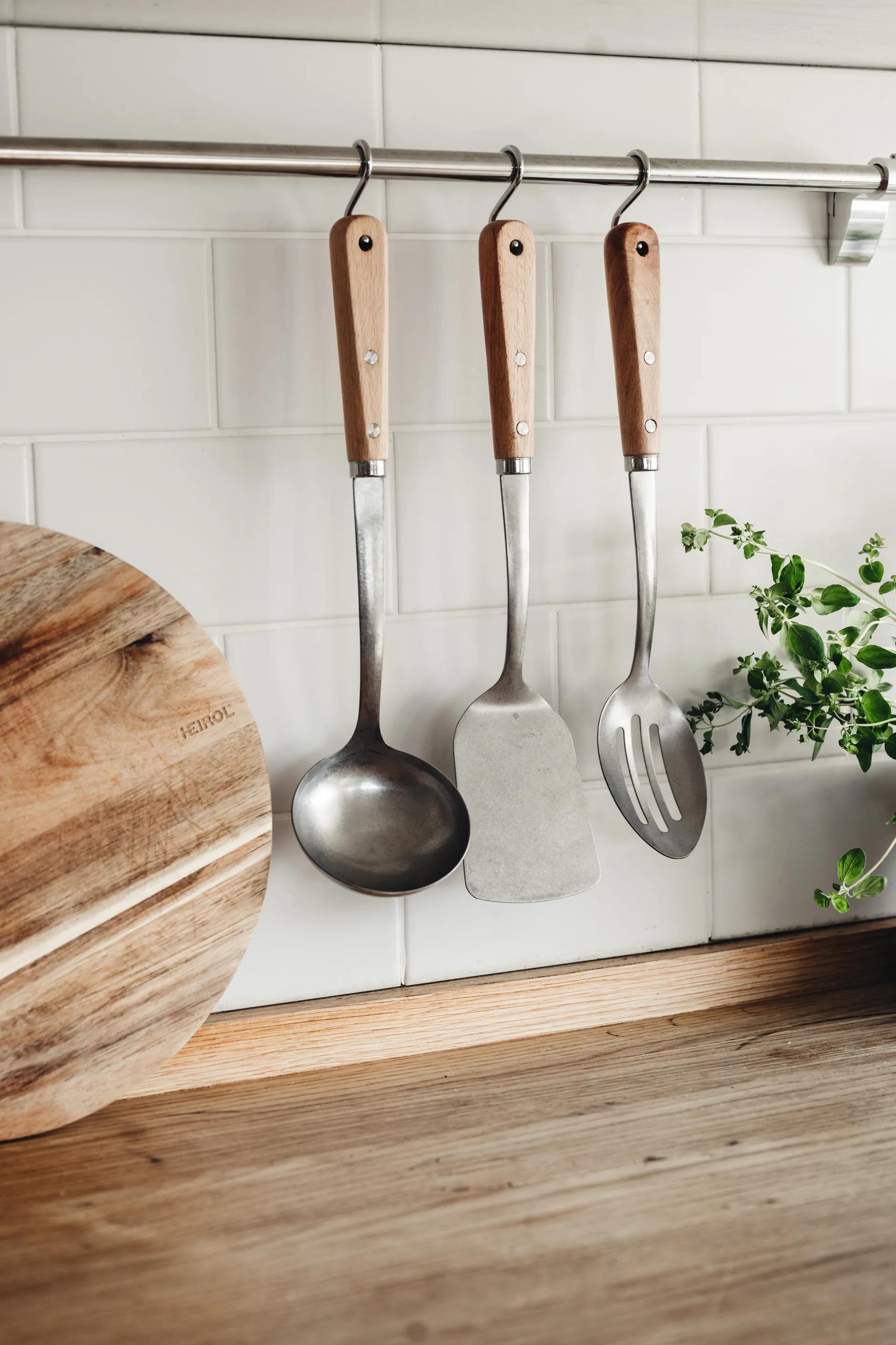 Espátula Heirol inoxidable 36 cm, haya Heirol