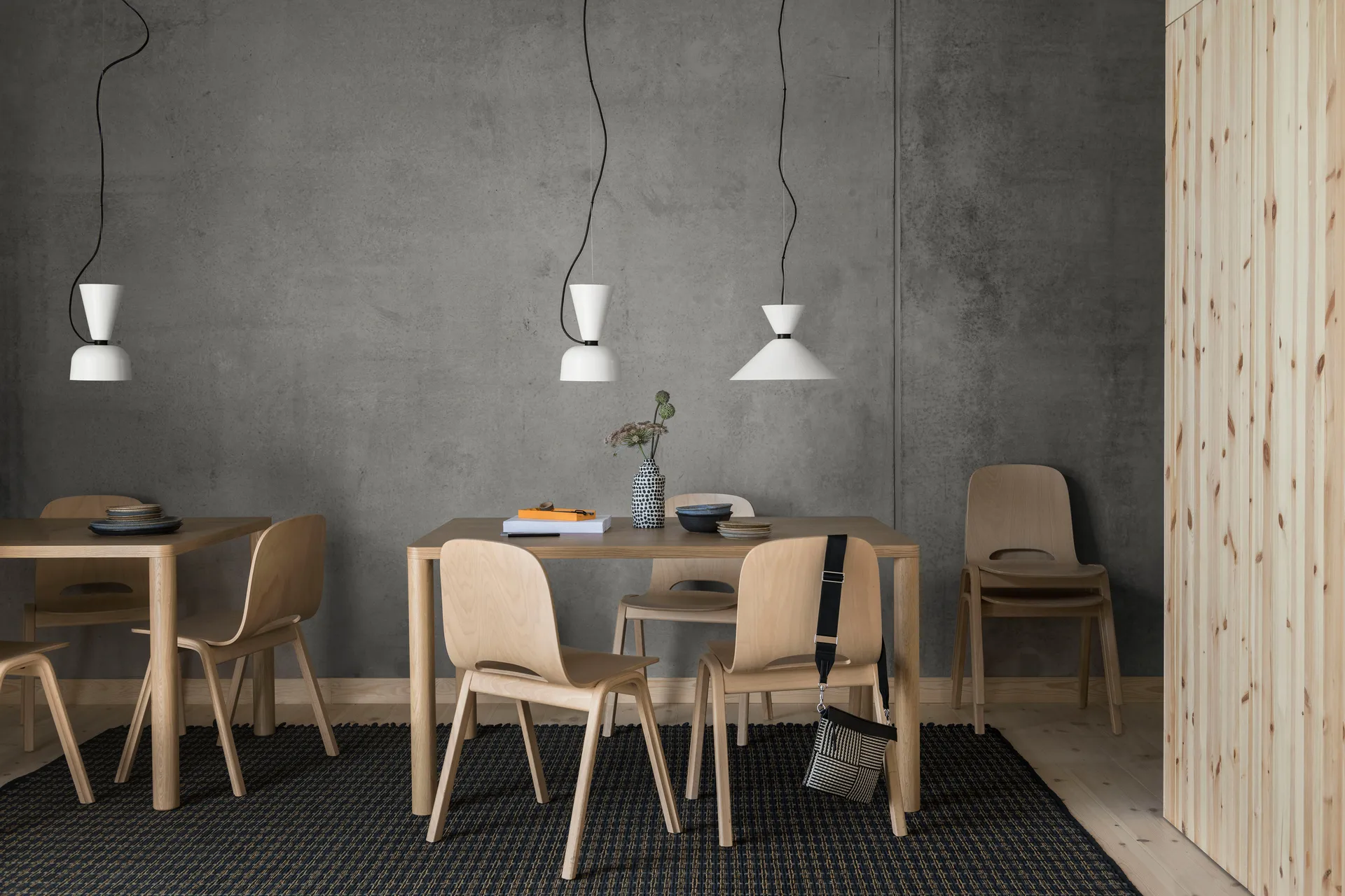 Silla Touchwood, Haya Hem