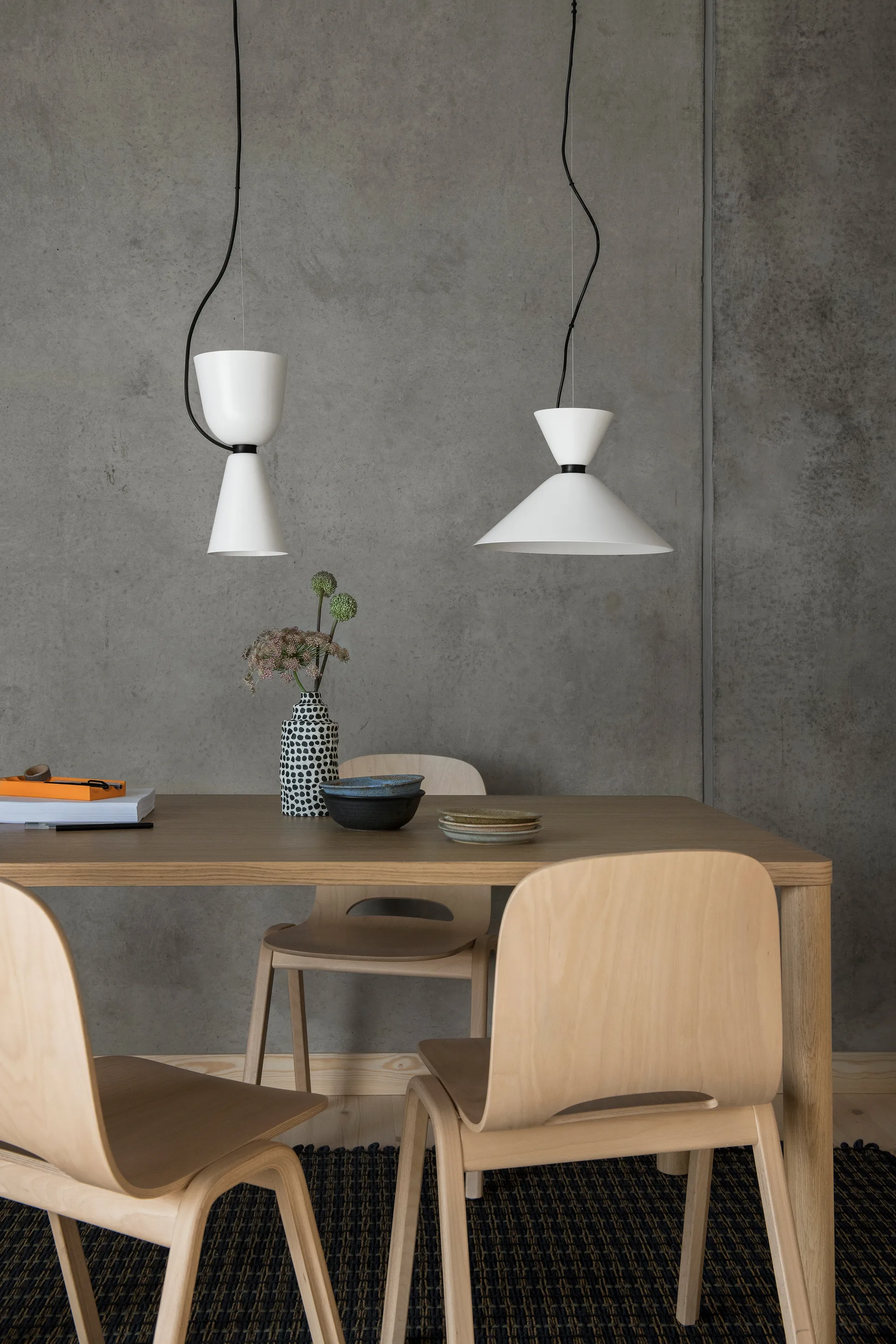 Silla Touchwood, Haya Hem