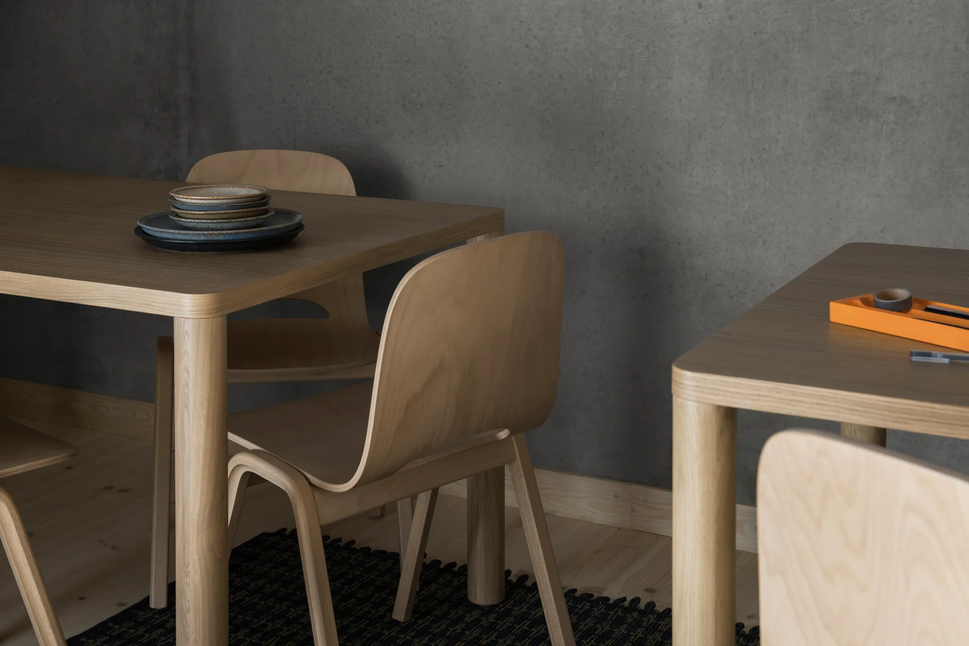 Silla Touchwood, Haya Hem