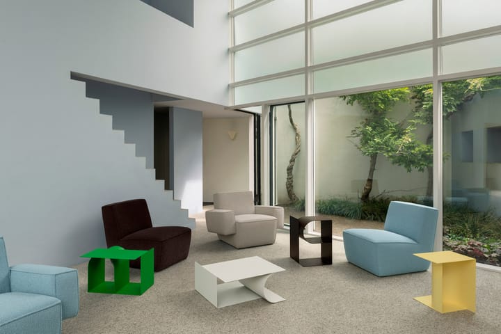 Sillón lounge Hunk con reposabrazos, Swan Hem