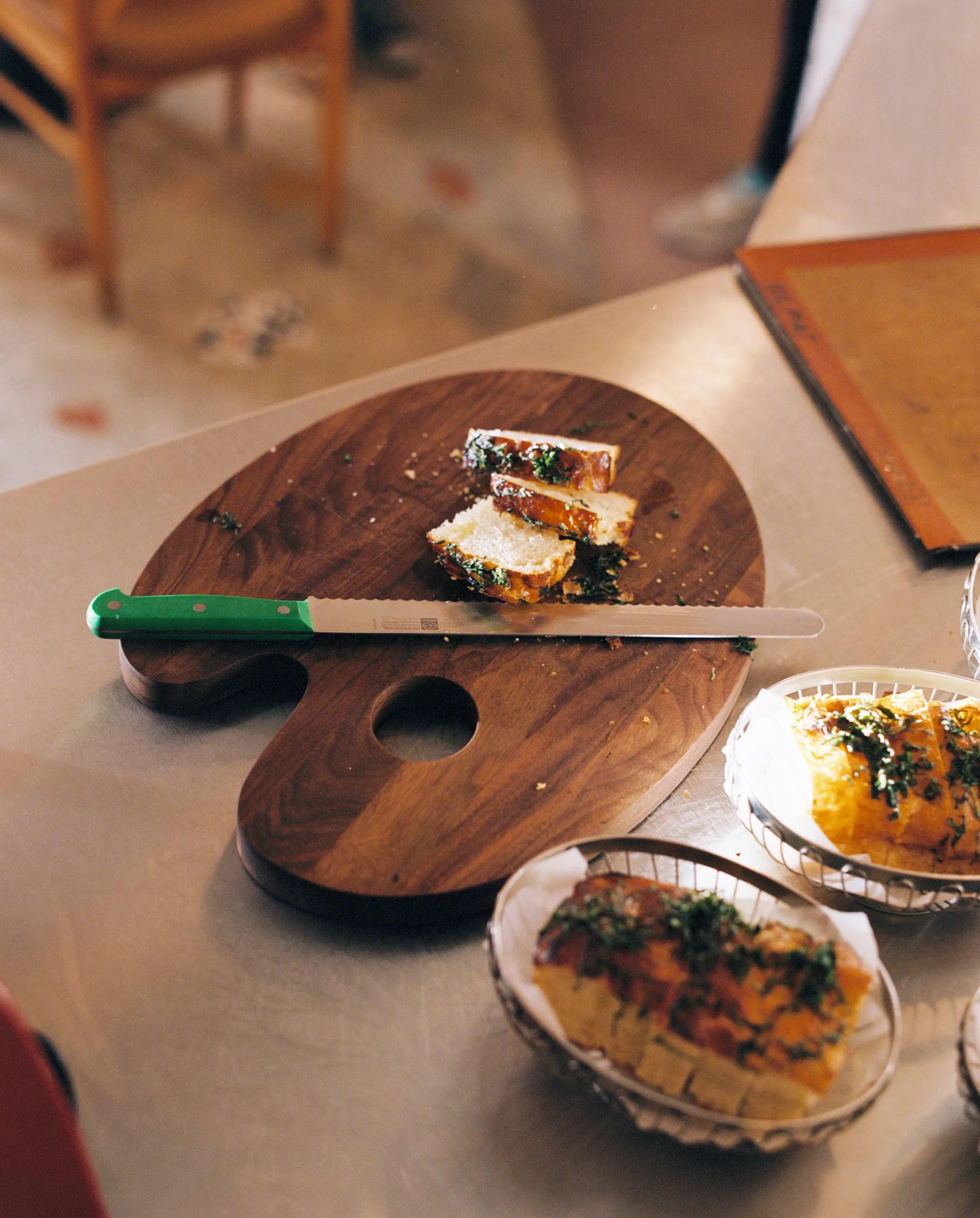 Tabla de cortar Palette Small 24x34 cm, Nogal Hem