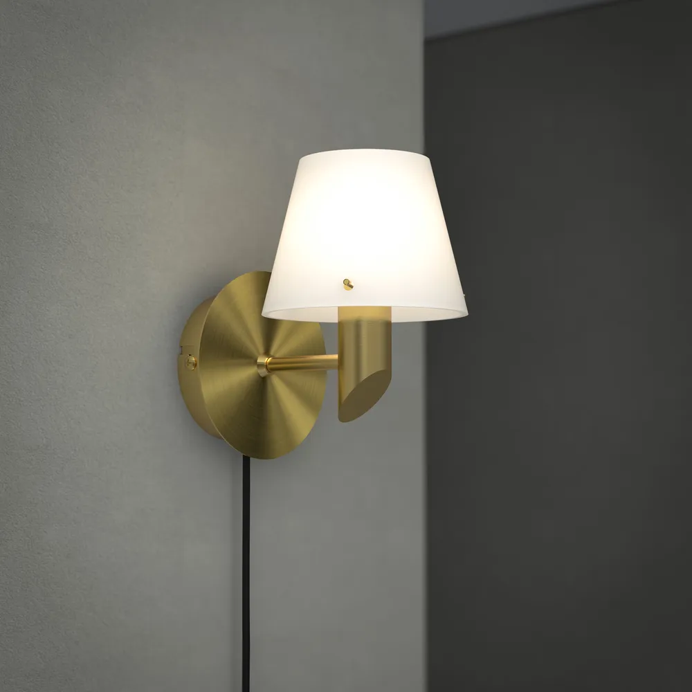 Aplique Gil, Satin brass-cristal opalino Herstal
