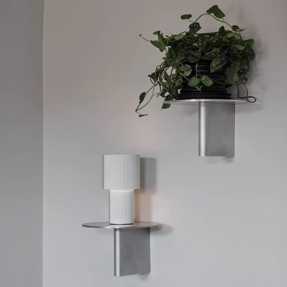 Lámpara de mesa portátil Iluma, Plata Herstal