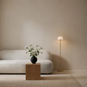 Lámpara de pie Vienda - Vidrio opalino-latón  - Herstal