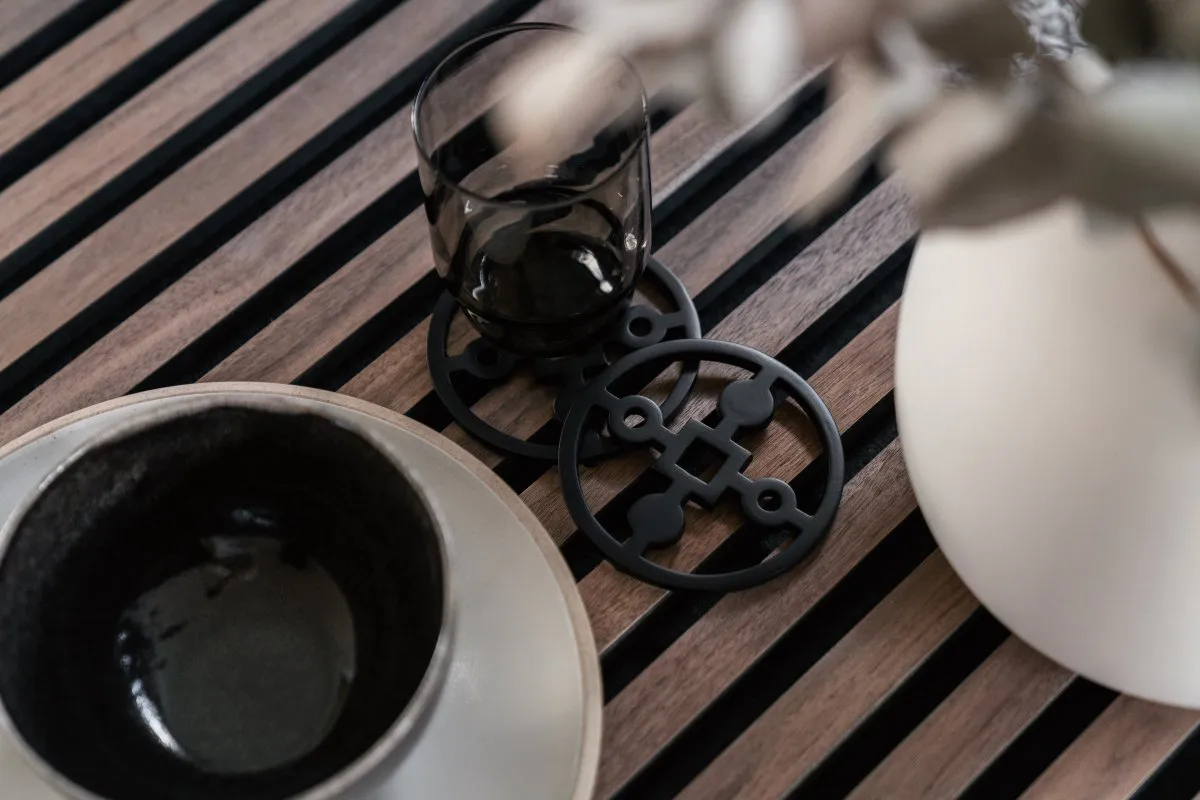 4 Posavasos Anima Gemella, negro Hilke Collection