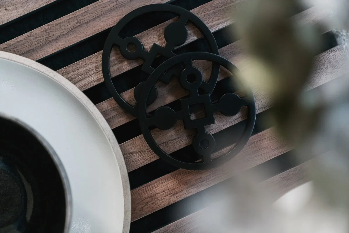 4 Posavasos Anima Gemella, negro Hilke Collection