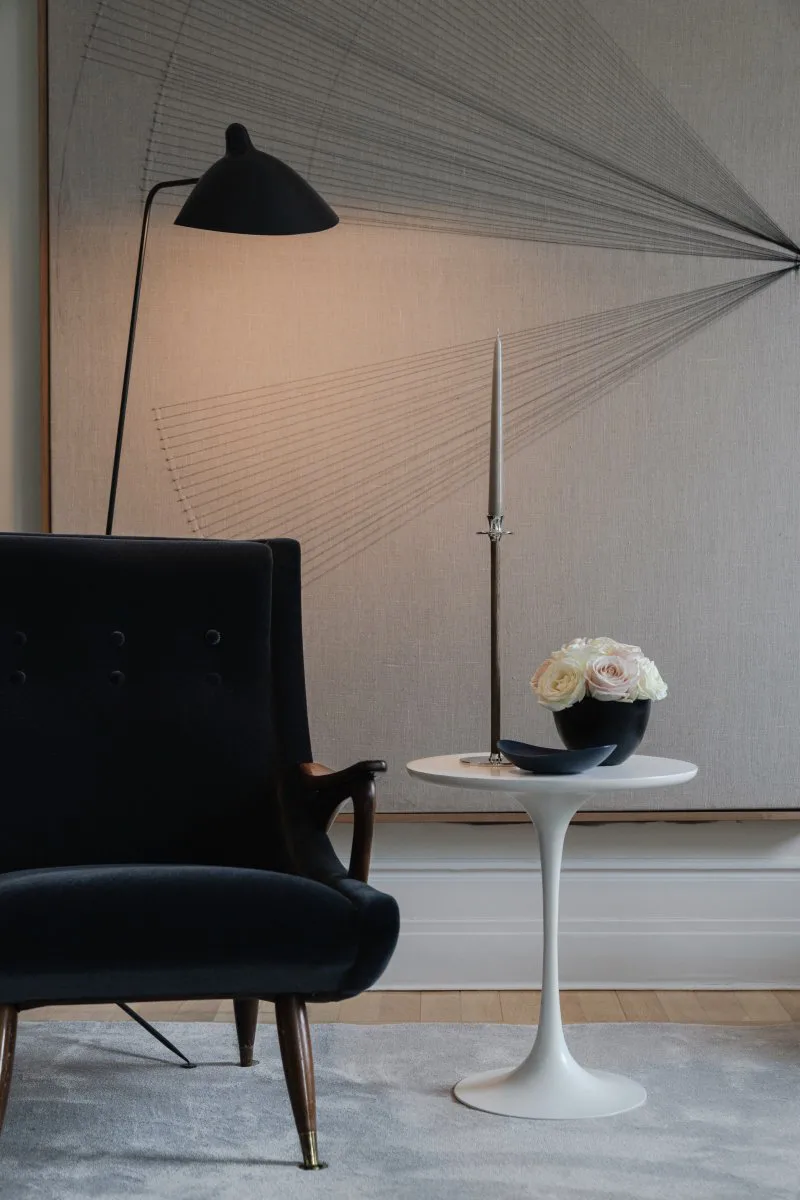 Candelabro Alto Basso, latón niquelado Hilke Collection