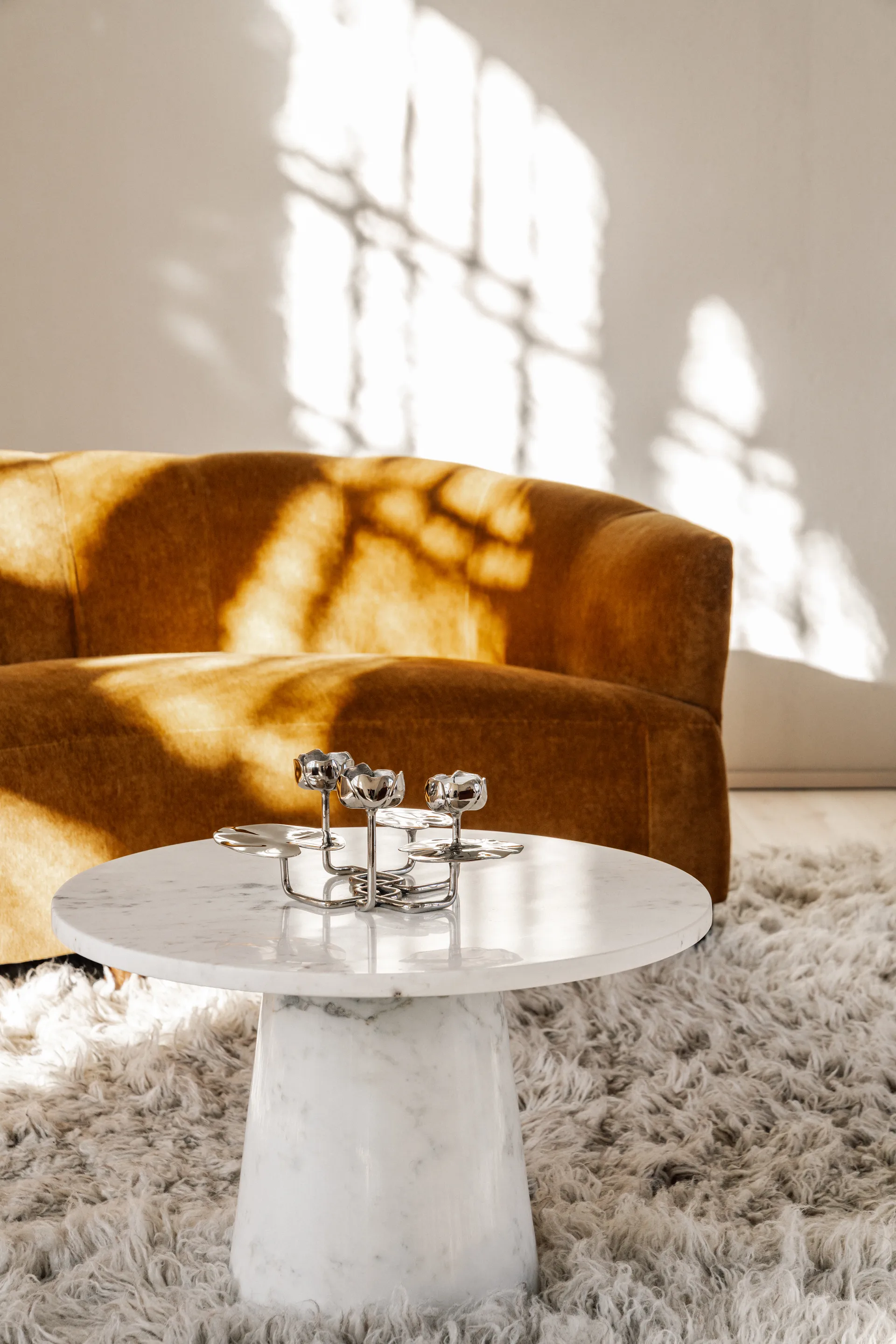 Candelabro Ninfea grande, Latón niquelado Hilke Collection