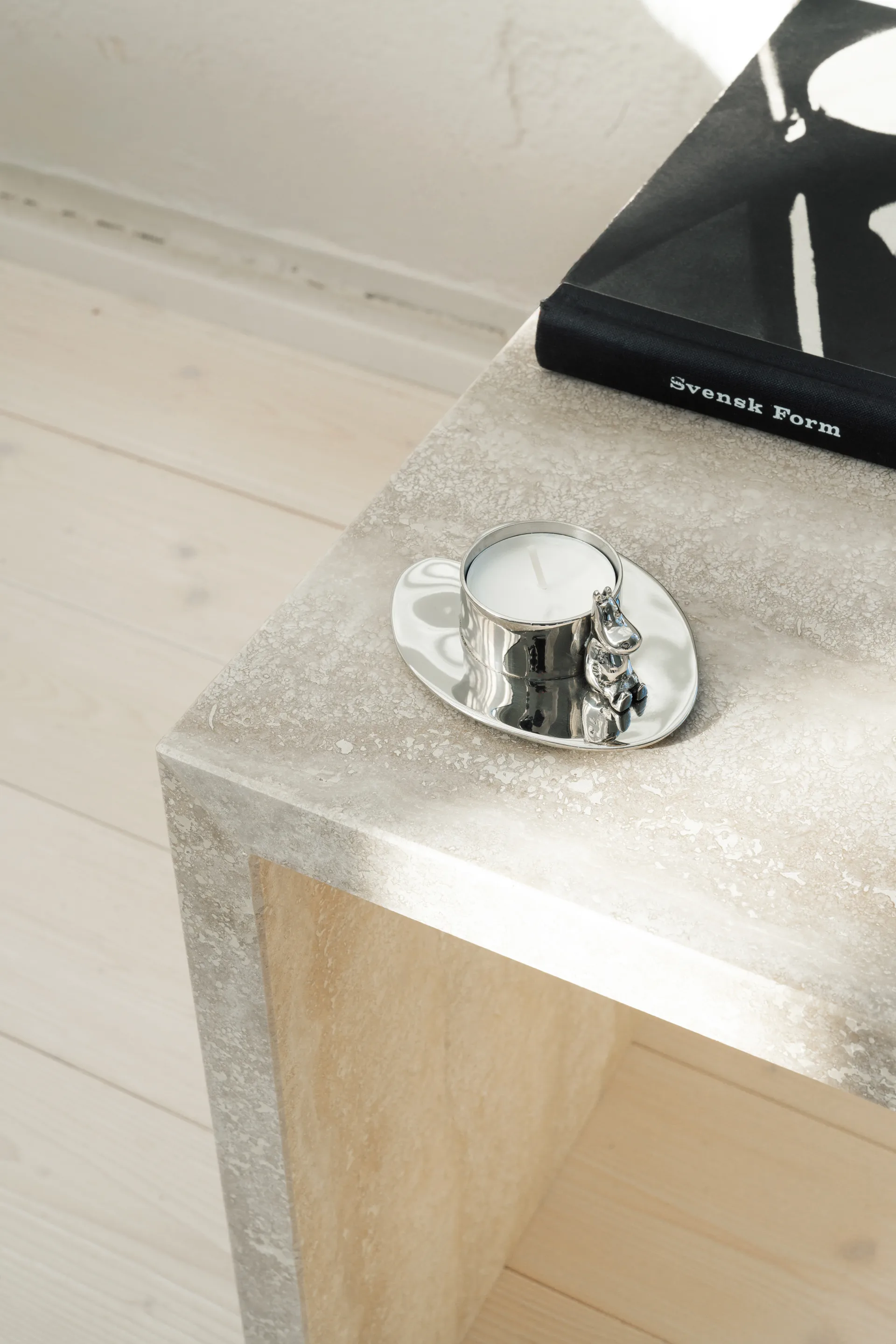 Portavelas Hilke X Mumin No.3, Latón niquelado Hilke Collection