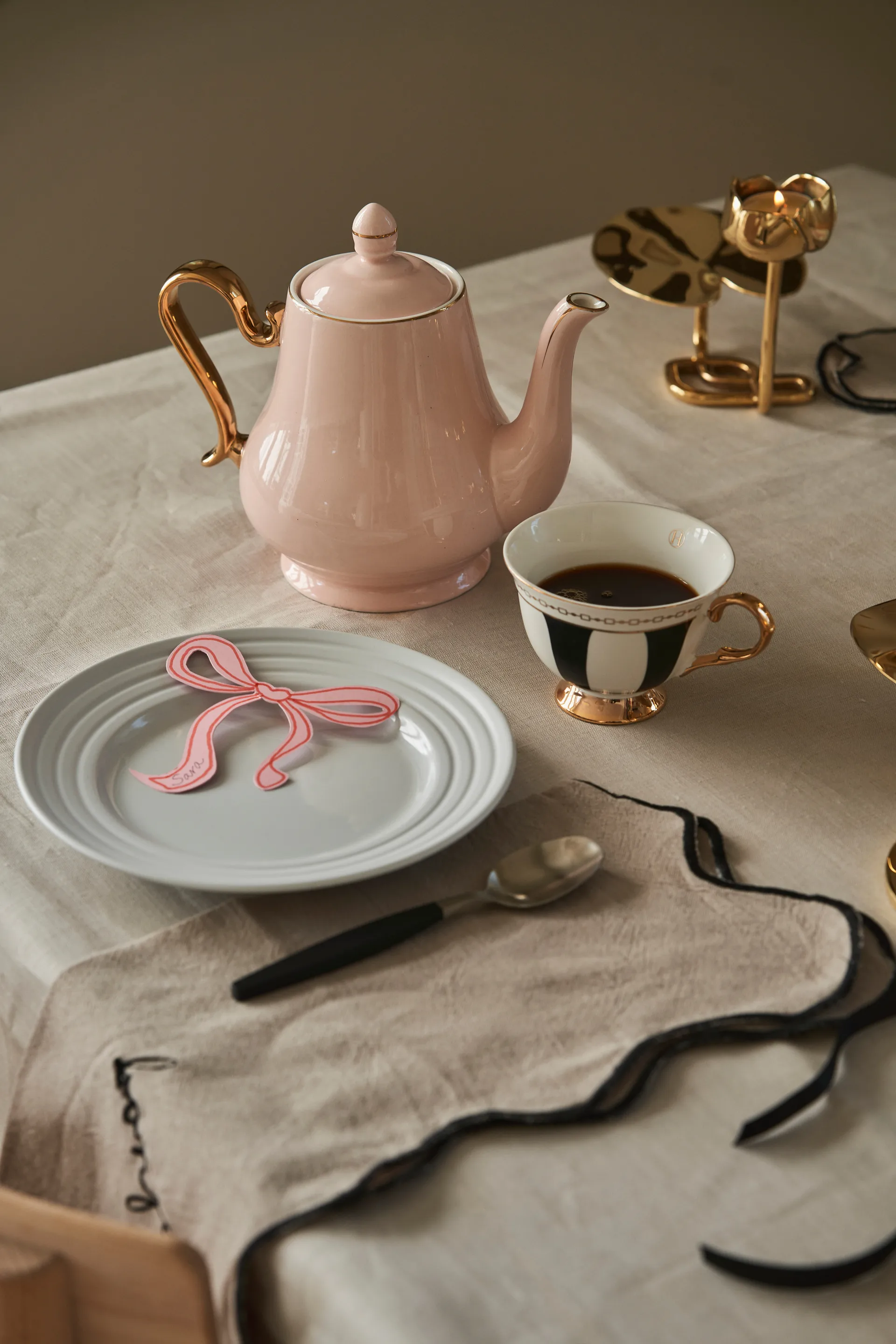 Taza y platillo Strisce Nero, 22 cl Hilke Collection