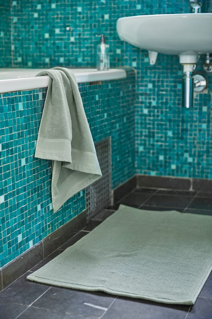 Alfombrilla de baño Love 70x110 cm, Sage Himla