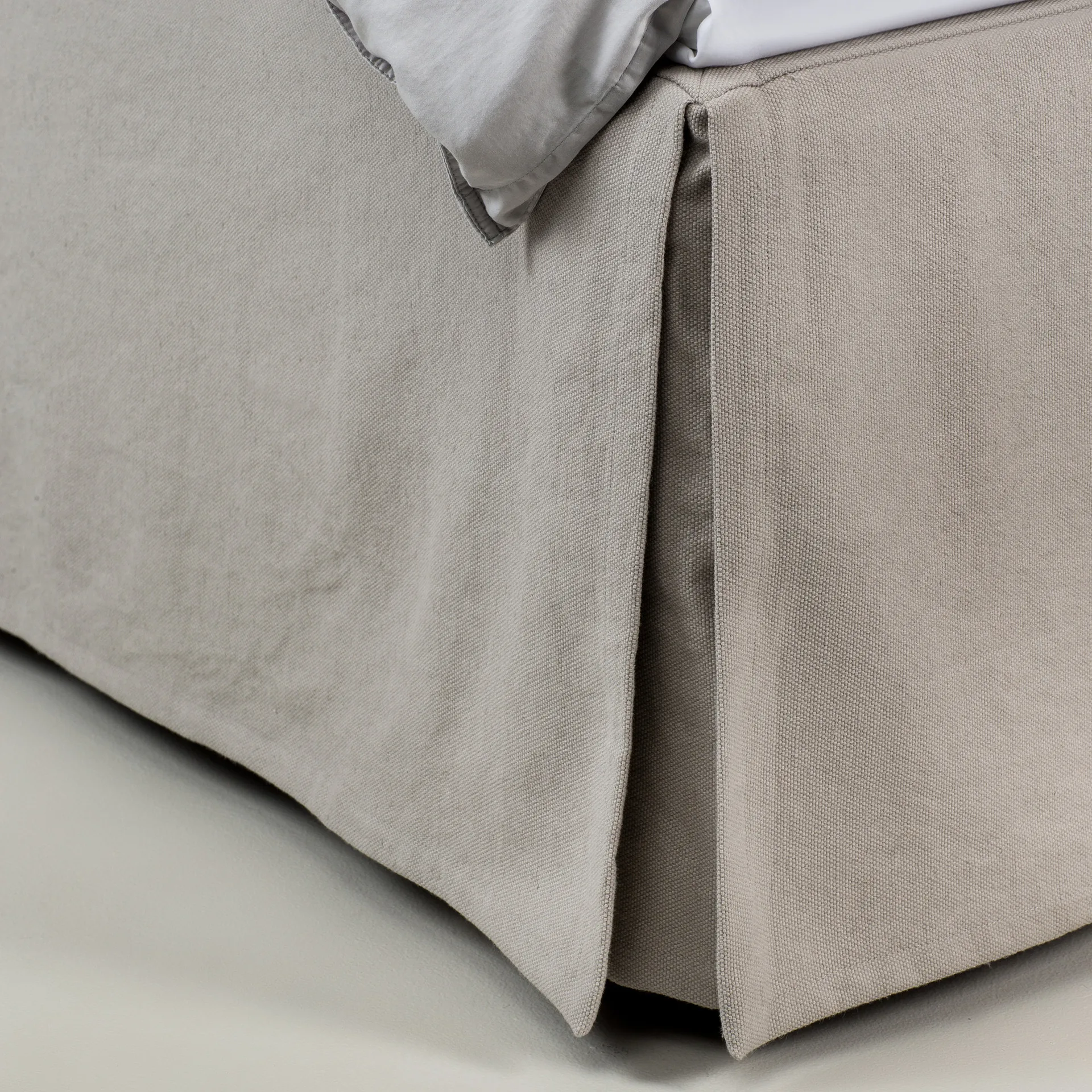 Falda de cama Weeknight 180x220x52 cm, Ash (gris) Himla