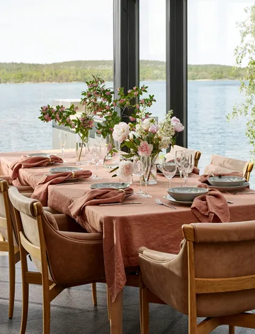 Mantel Sunshine  - Grounded, 145×330 cm - Himla