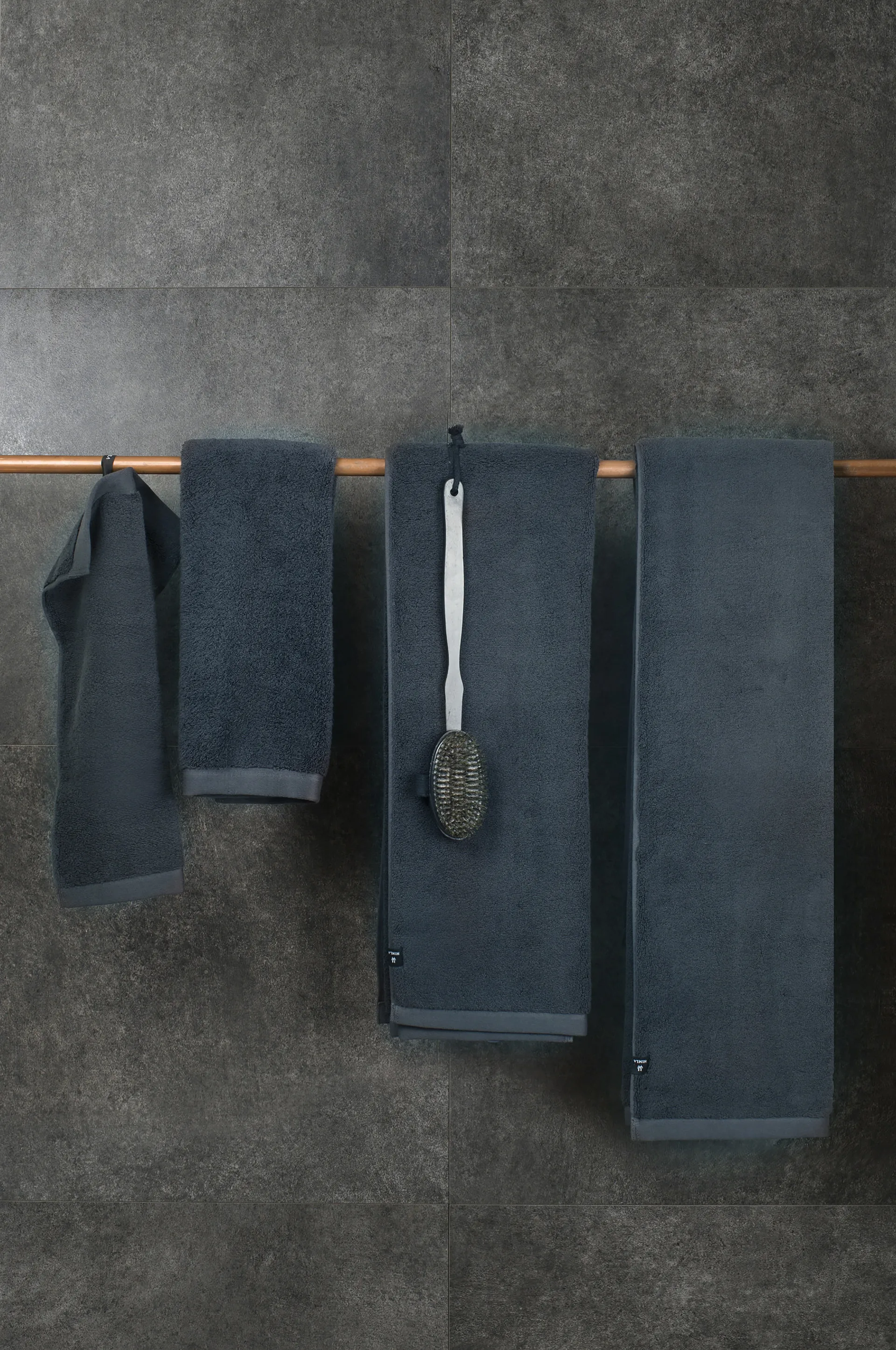 Toalla ecológica Maxime blue shadow, 30x50 cm Himla