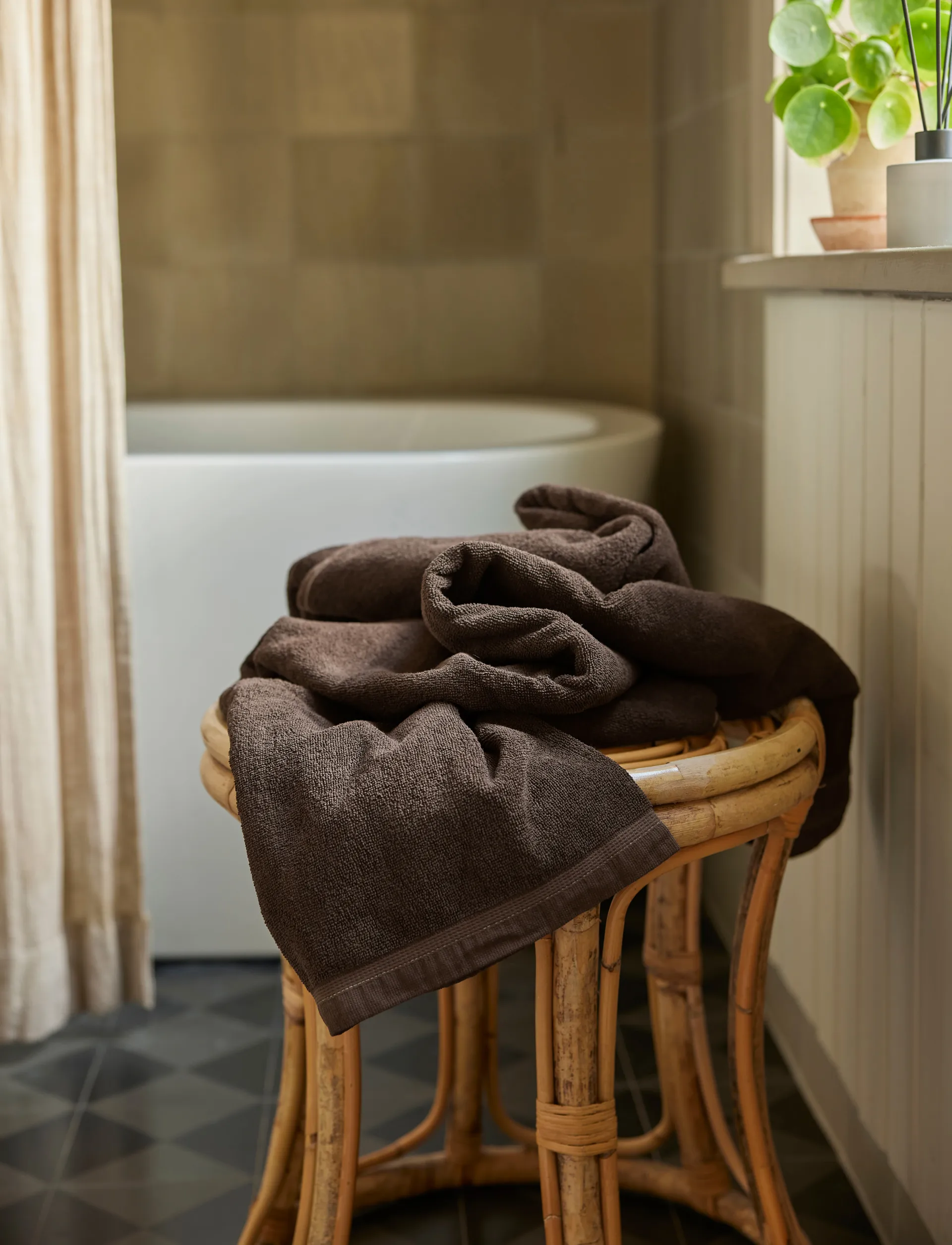 Toalla Lina chocolat, 50x70 cm Himla