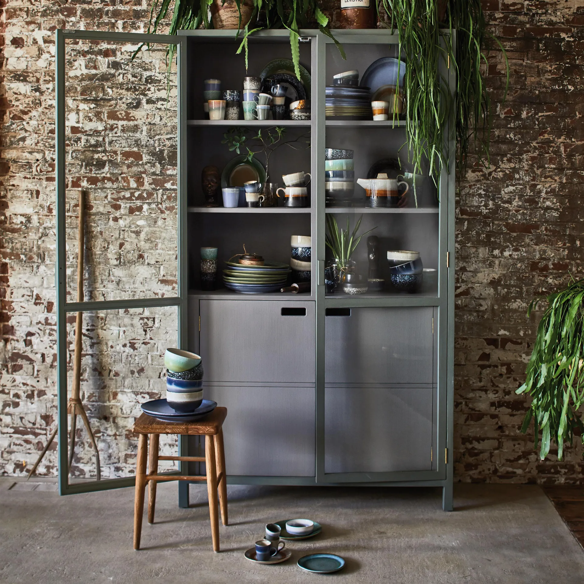 Taza 70's, Mud HKliving