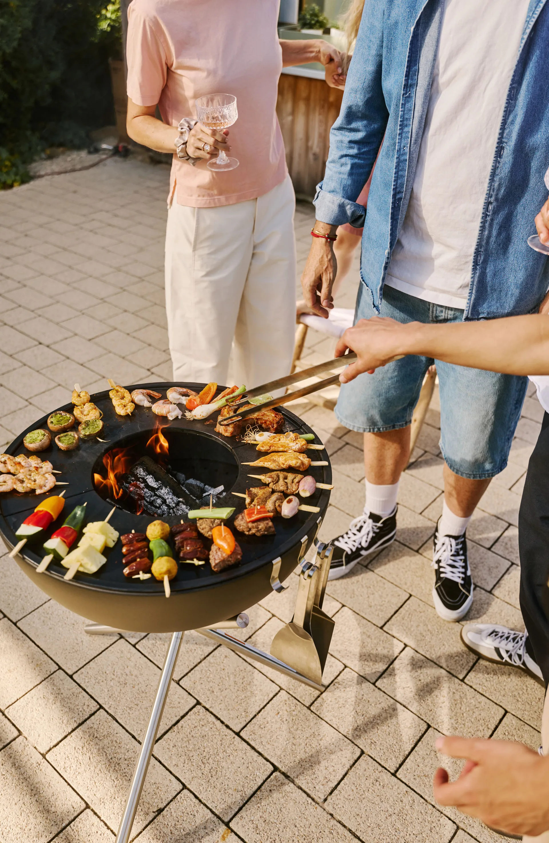 Brasero BOWL 57, Negro-plata, base de trípode Höfats