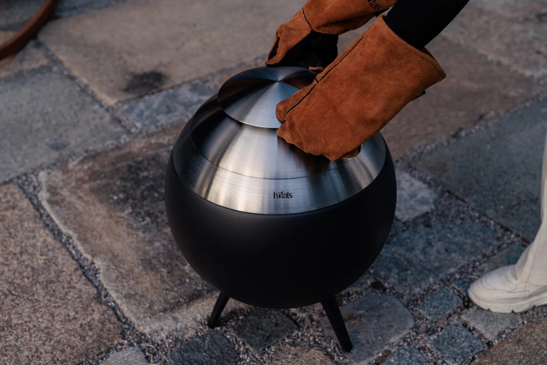 Tapa MOON 45, Plata Höfats