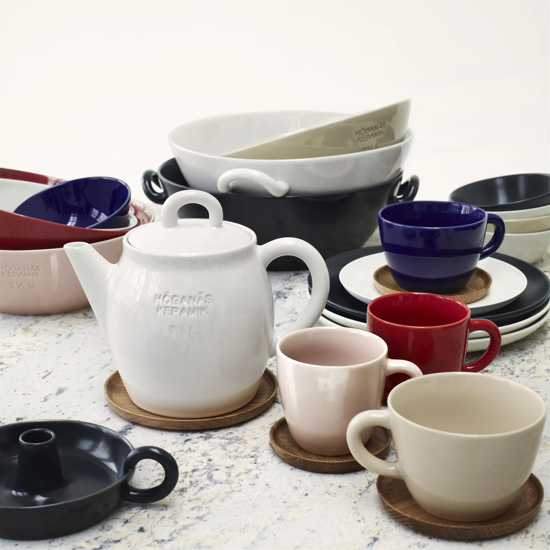 Taza de café y platillo Höganäs 33 cl, rojo brillante Höganäs Keramik