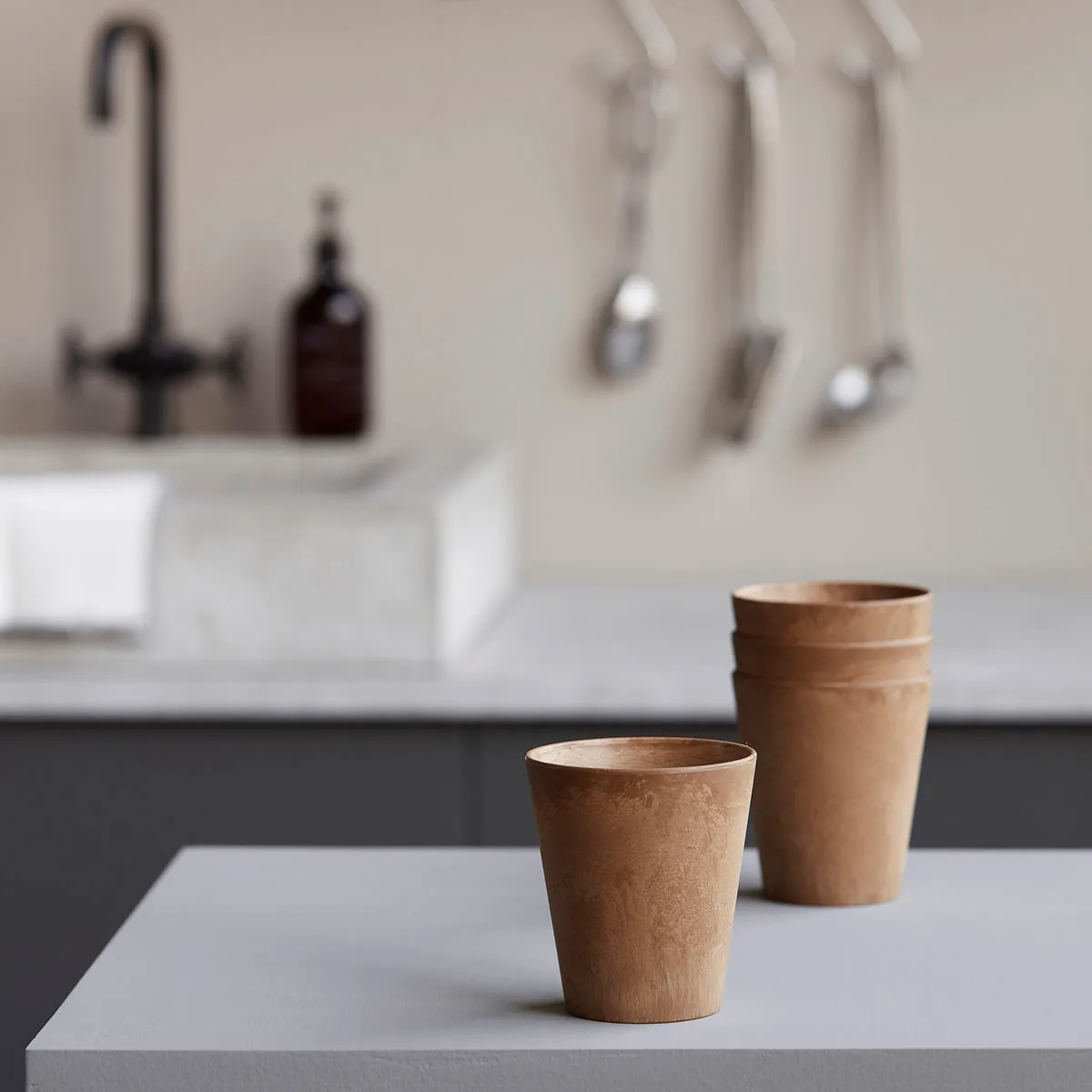 4 Tazas Serveur, Dorado House Doctor