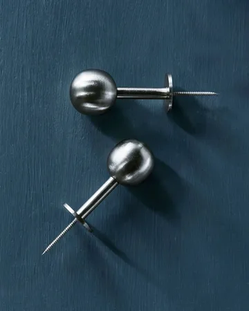 Ball percha 2-pack - Acabado plateado, Ø8x4 cm - House Doctor