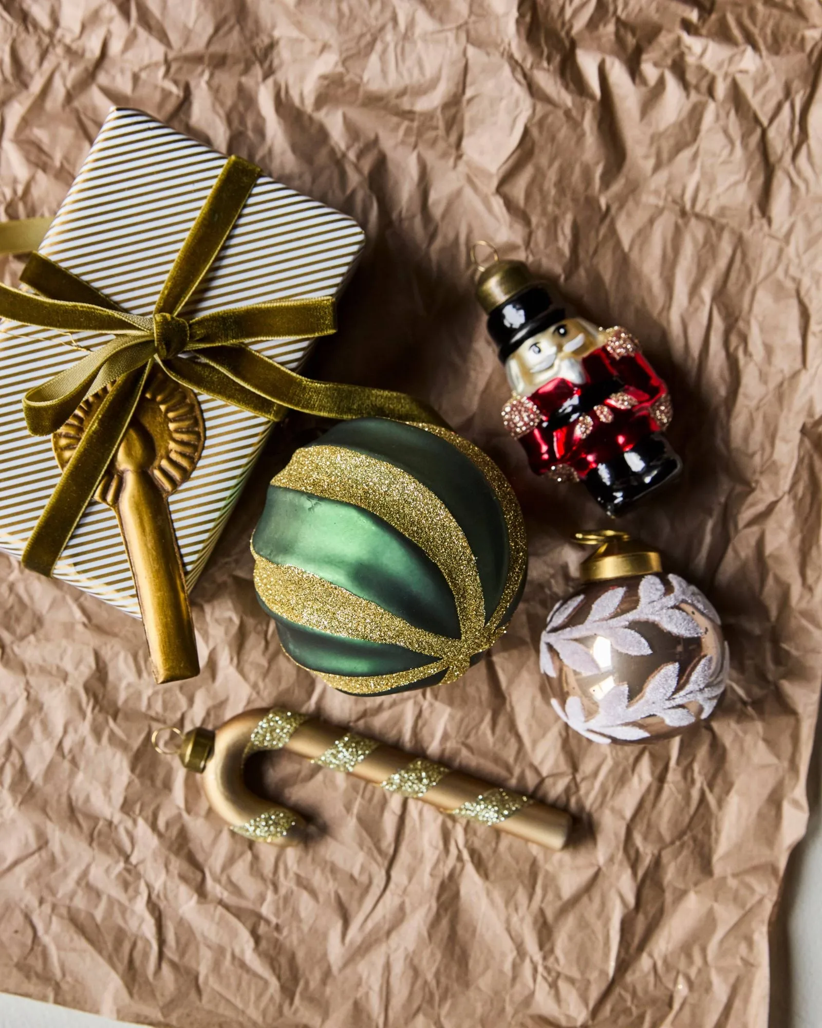 Bola de Navidad Swirl, pack de 4, Verde-dorado House Doctor