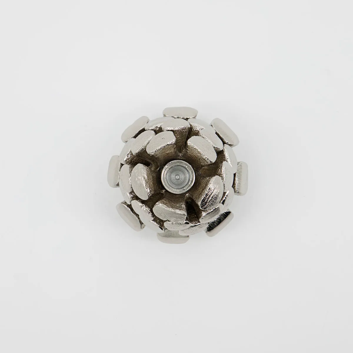 Candelabro Pine Cone Ø7,5 cm, Plata antigua House Doctor