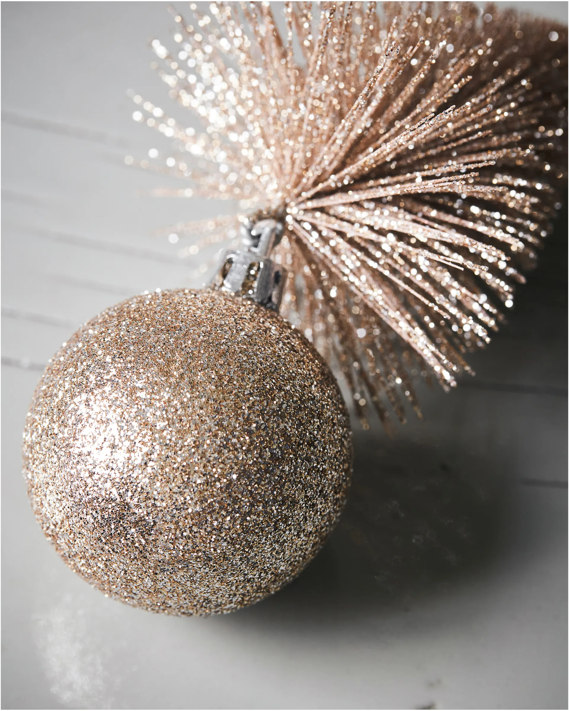 Colgante de navidad Tree & bell 15 cm, arena House Doctor