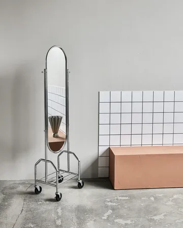 Espejo de suelo Image  - Acabado en plata, 53,5 × 35,5 × 179,5 cm - House Doctor