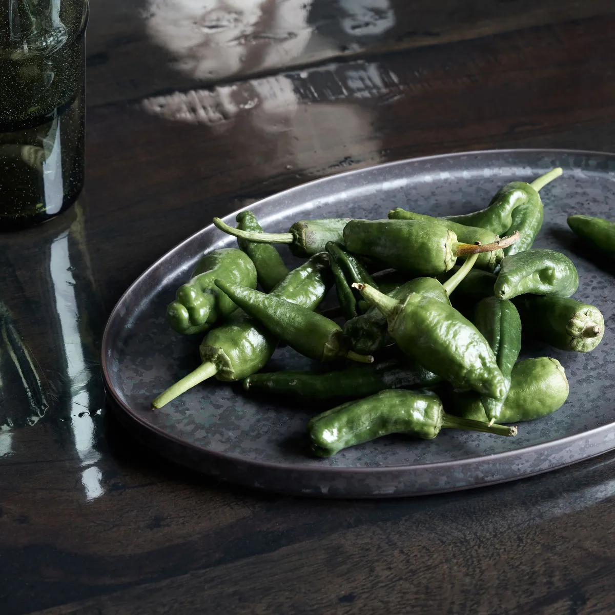 Fuente de servir Pion 19,6x31 cm, Negro-marrón House Doctor