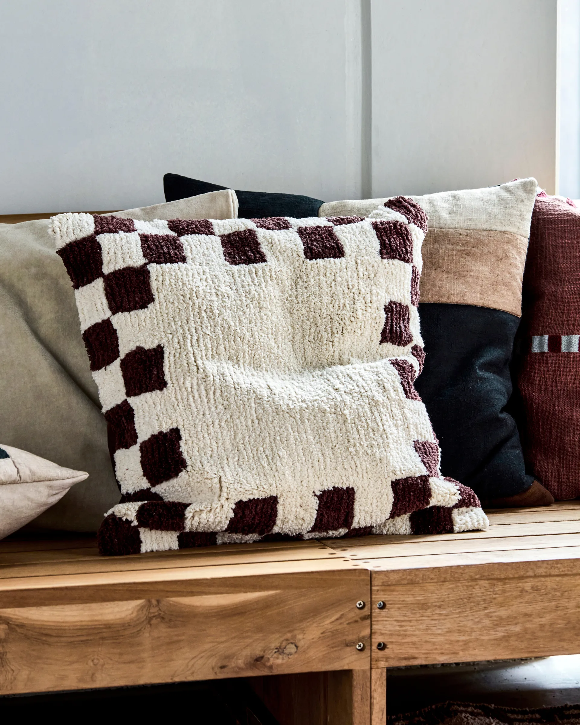 Funda de cojín Chess, Marrón-blanco roto, 50x50 cm House Doctor