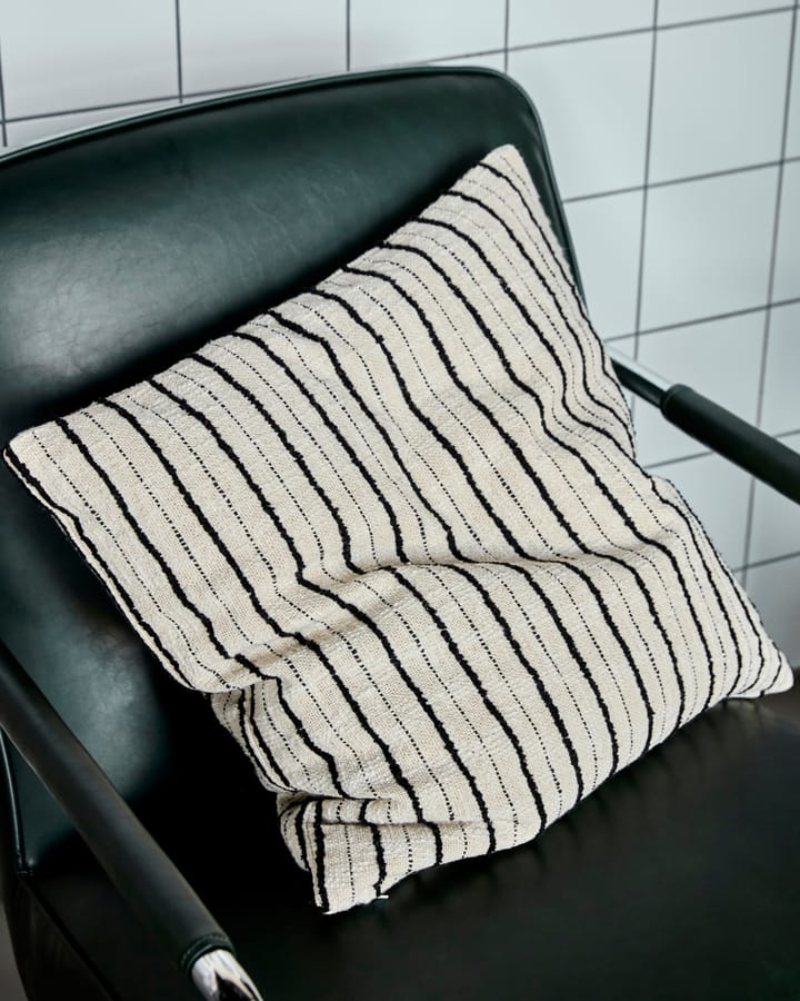 Funda de cojín Lines 50x50 cm, Negro-blanco roto House Doctor