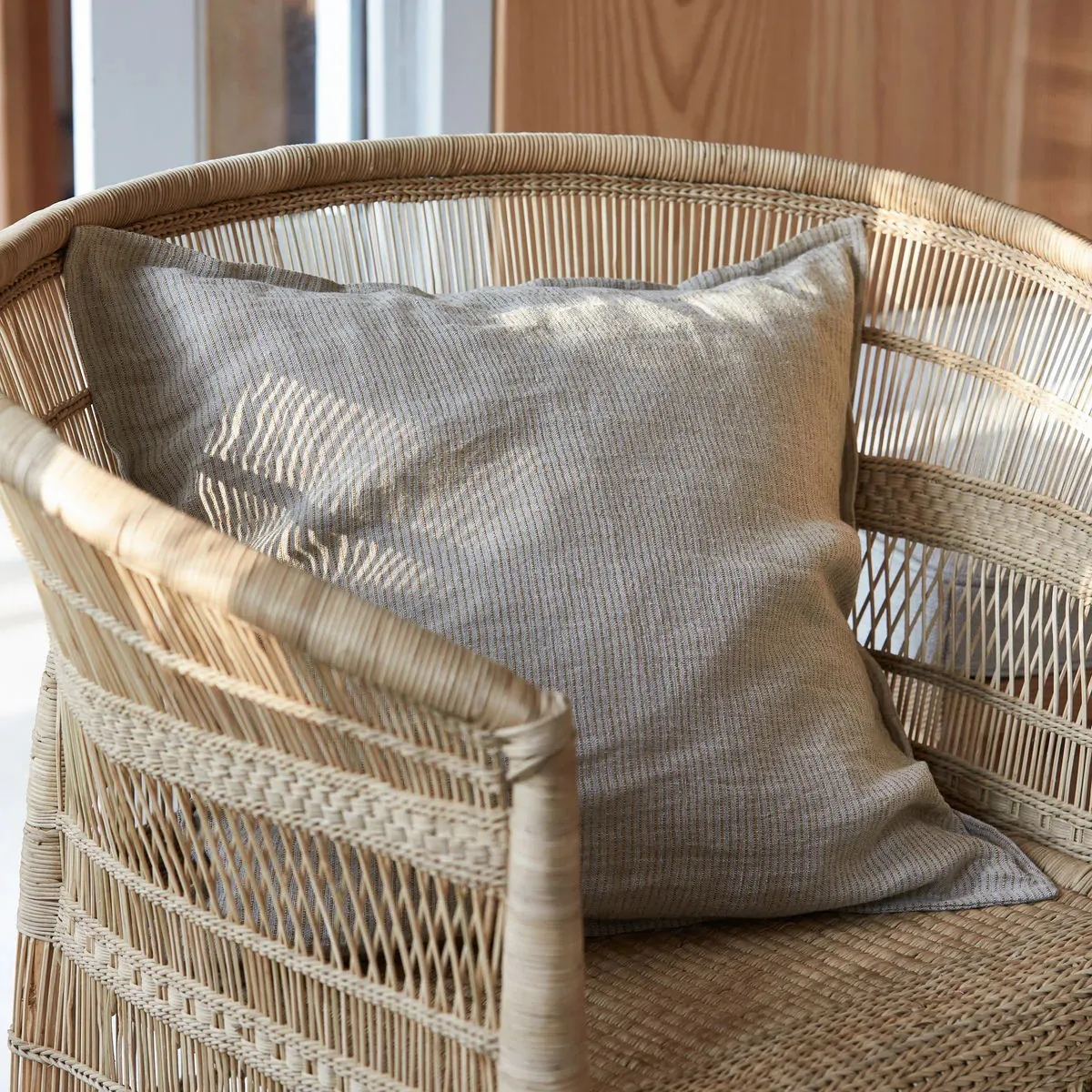 Funda de cojín Streak 50x50 cm, Amarillo mostaza House Doctor