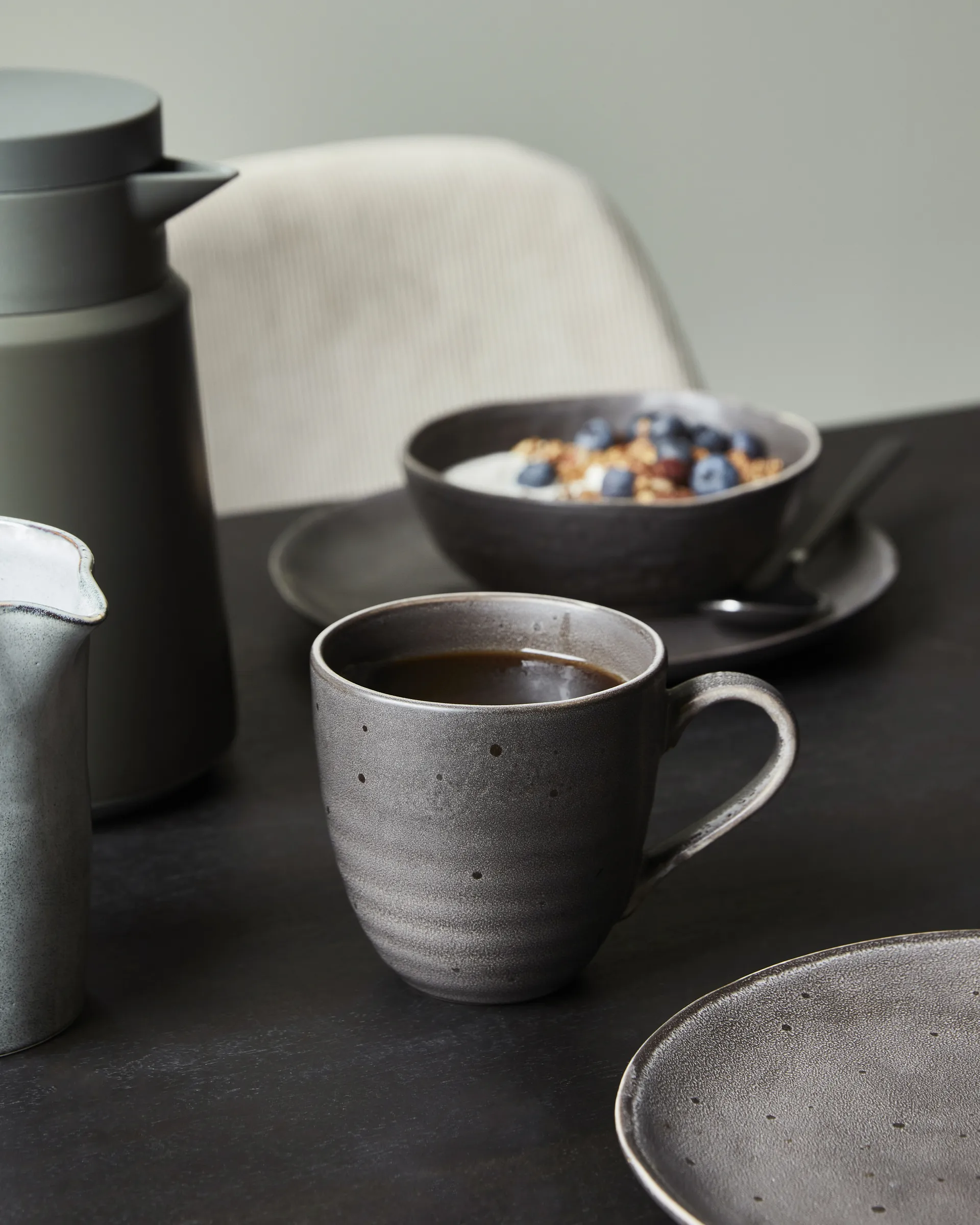 Kit para brunch Rustic 12 piezas, gris oscuro House Doctor