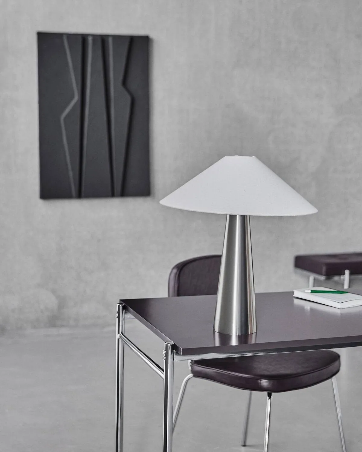 Lámpara de mesa Soffi, Plateado cepillado-Off-White, Ø42x48 cm House Doctor