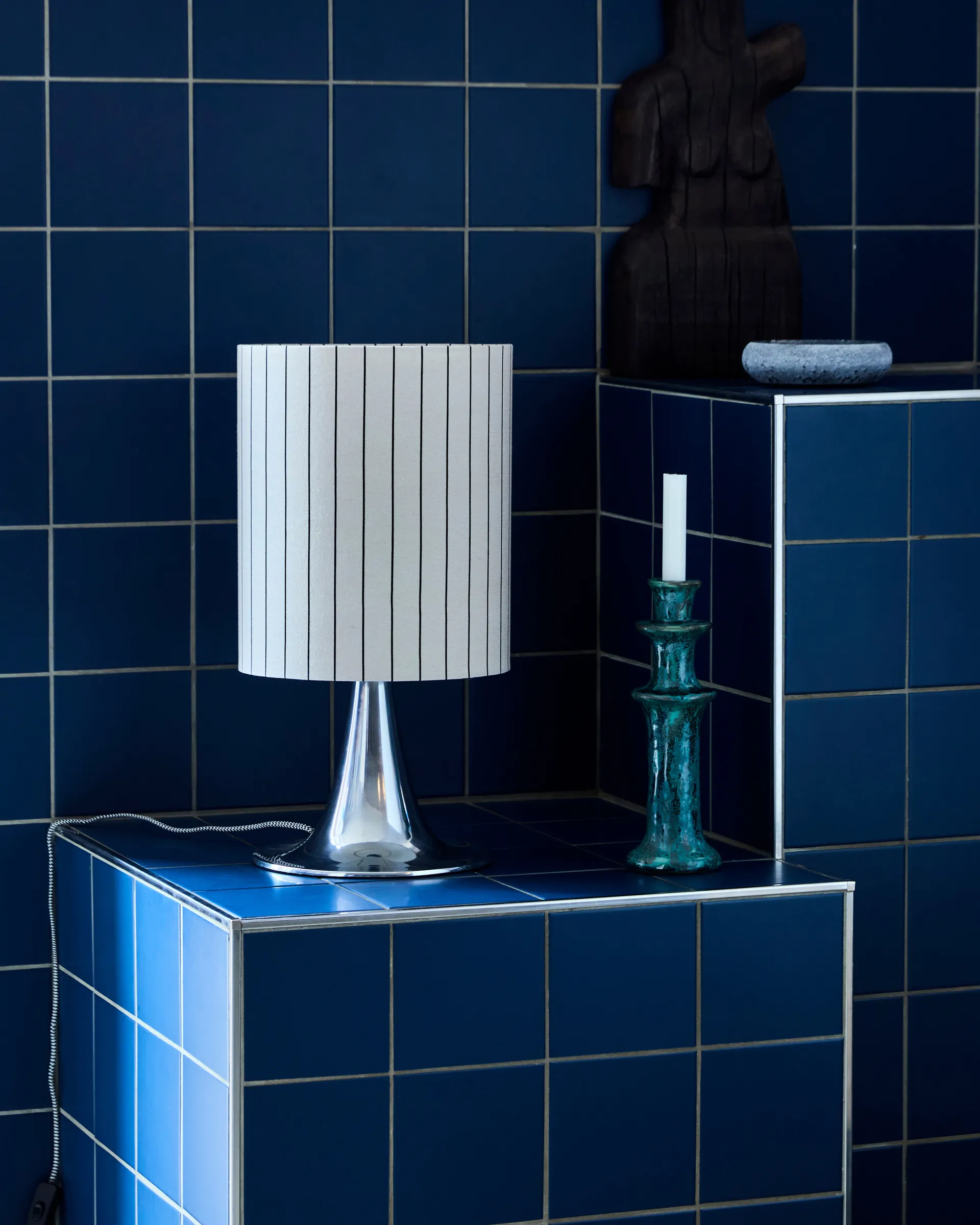 Lámpara de mesa Tulip 50 cm, Acabado plateado House Doctor