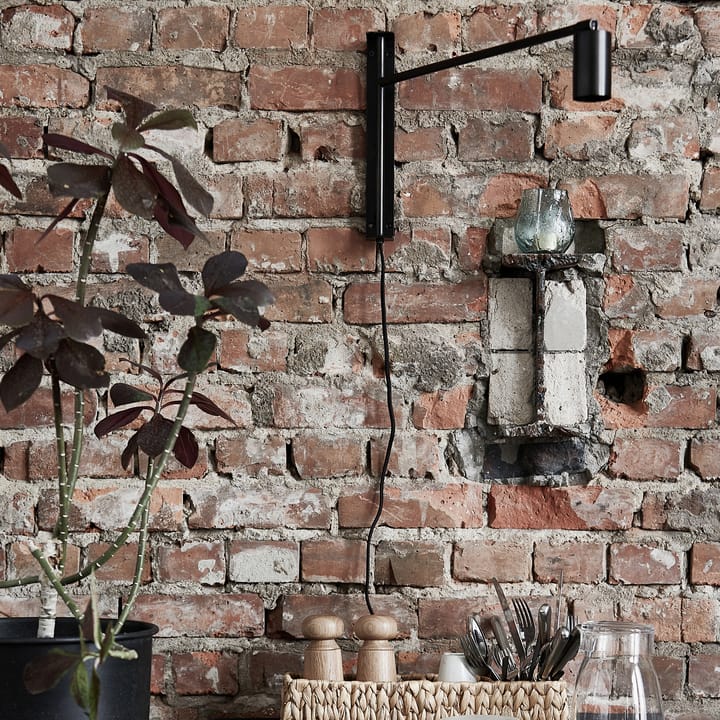 Lámpara de pared Norm, Black antique House Doctor