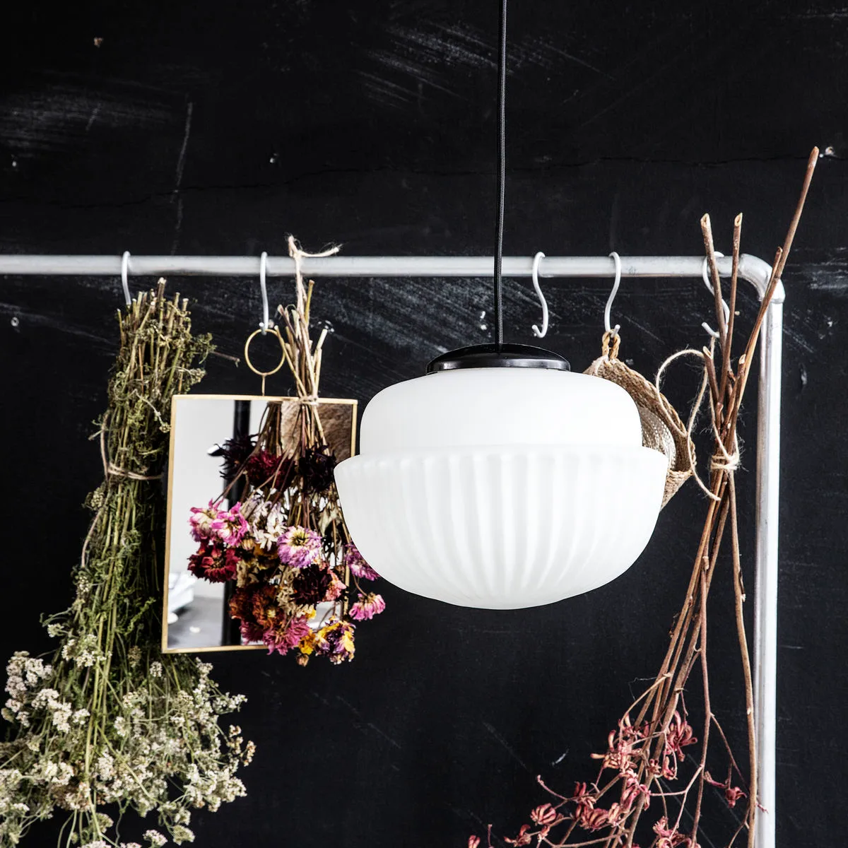 Lámpara de techo House Doctor Acorn, Ø29cm House Doctor