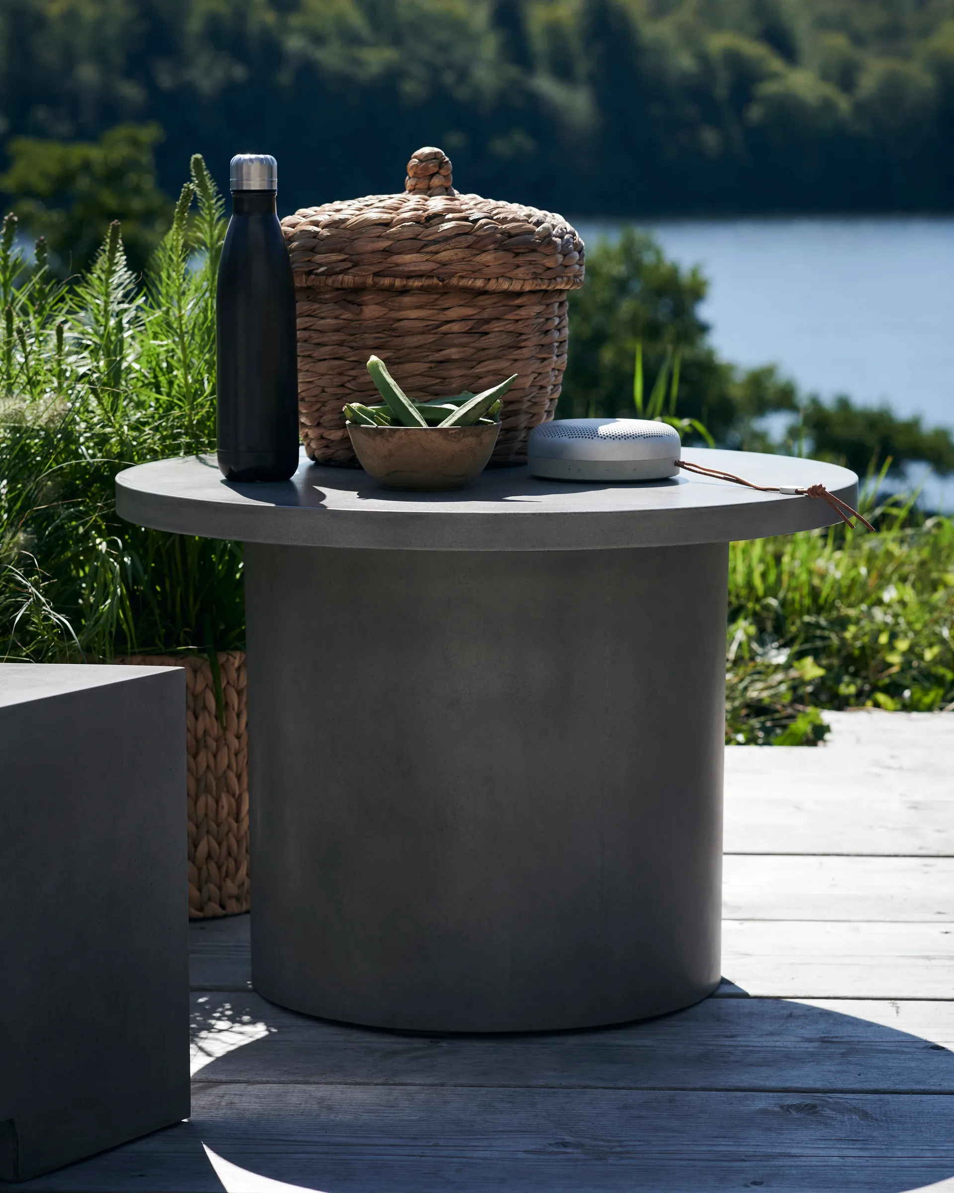 Mesa Stone Ø65x45 cm, Hormigón House Doctor