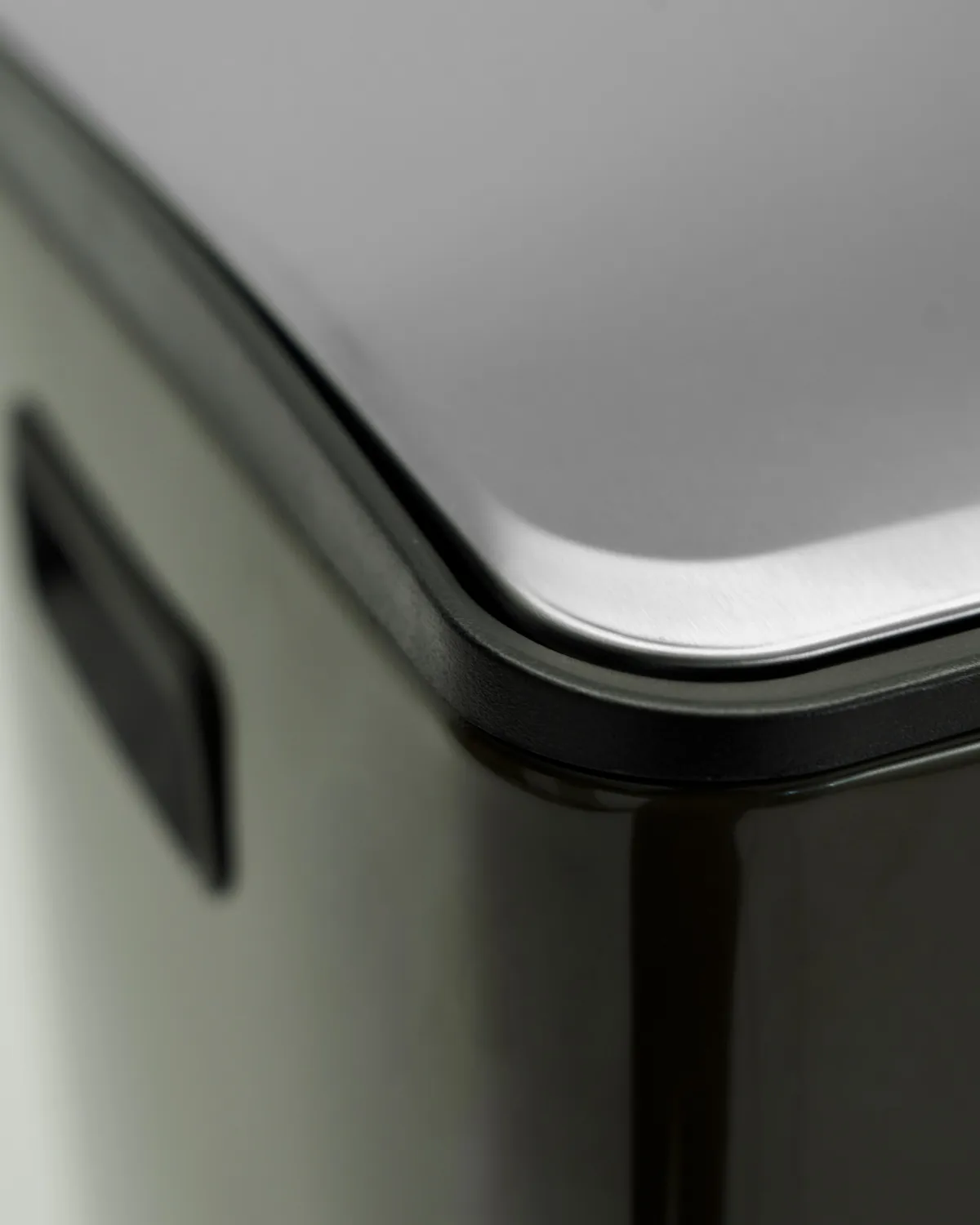 Papelera Sort, Deep green, 46×35,5×71 cm House Doctor