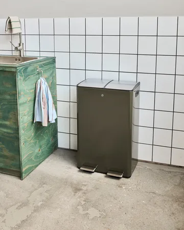 Papelera Sort - Deep green, 46×35,5×71 cm - House Doctor